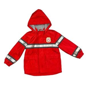 🚒Kid’s Firetruck Raincoat!